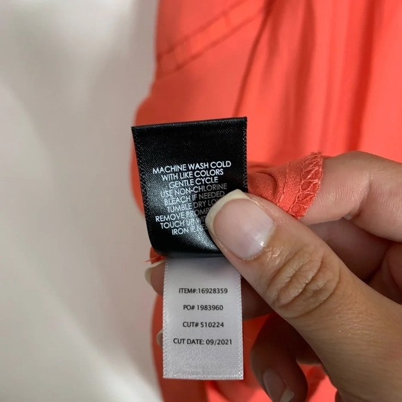 Torrid Georgette Ruffle Front Cami Blouse Adjustable Flowy Coral  Size 6 US 6X - Picture 11 of 11